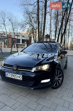 Хэтчбек Volkswagen Golf 2014 в Ивано-Франковске