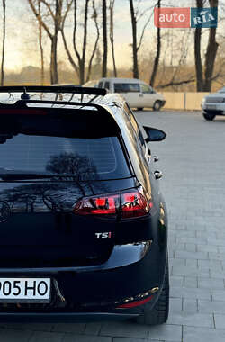 Хэтчбек Volkswagen Golf 2014 в Ивано-Франковске