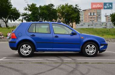 Хетчбек Volkswagen Golf 1999 в Києві