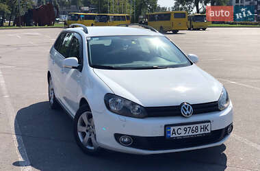 Універсал Volkswagen Golf 2010 в Києві