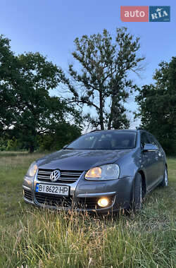 Універсал Volkswagen Golf 2008 в Полтаві