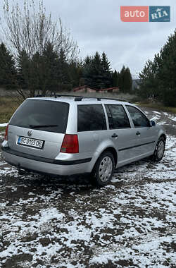 Универсал Volkswagen Golf 2001 в Львове