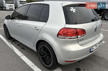 Хэтчбек Volkswagen Golf 2009 в Львове