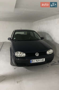 Хэтчбек Volkswagen Golf 2001 в Кременчуге