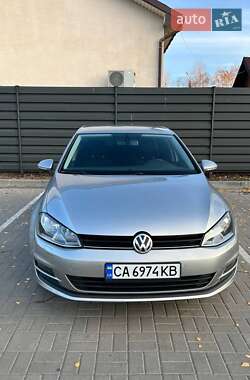 Хетчбек Volkswagen Golf 2012 в Черкасах