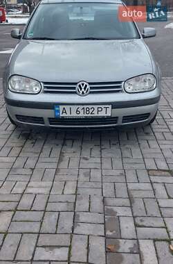 Хетчбек Volkswagen Golf 2001 в Білій Церкві