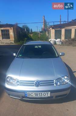 Универсал Volkswagen Golf 2003 в Львове