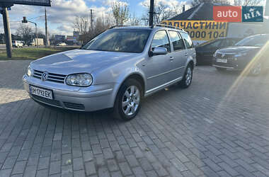 Універсал Volkswagen Golf 2005 в Сумах