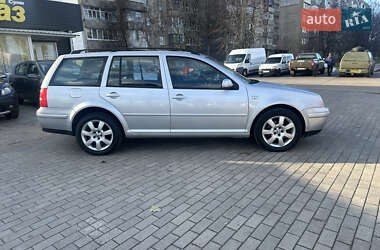 Універсал Volkswagen Golf 2005 в Сумах