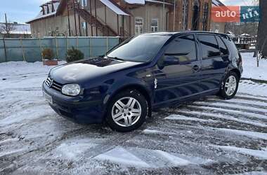 Хэтчбек Volkswagen Golf 2001 в Долине