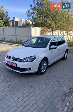 Хэтчбек Volkswagen Golf 2009 в Луцке