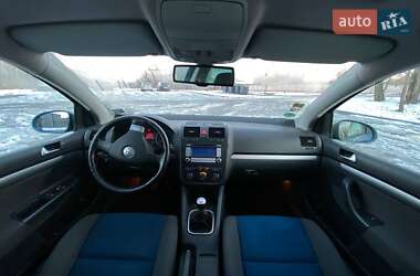 Хэтчбек Volkswagen Golf 2007 в Чернигове