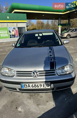 Хетчбек Volkswagen Golf 2001 в Кропивницькому