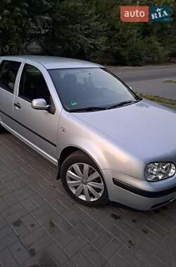 Хетчбек Volkswagen Golf 2000 в Черкасах