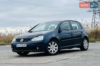 Хетчбек Volkswagen Golf 2004 в Харкові