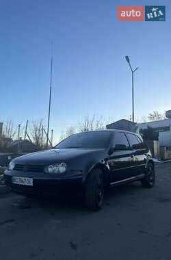 Хетчбек Volkswagen Golf 2001 в Острозі