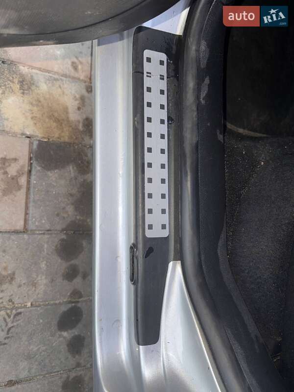 Універсал Volkswagen Golf 2002 в Цумані