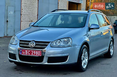 Універсал Volkswagen Golf 2009 в Рівному