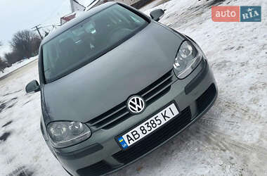 Хэтчбек Volkswagen Golf 2005 в Бершади