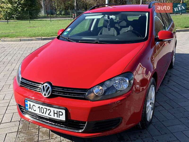Універсал Volkswagen Golf 2010 в Батурині