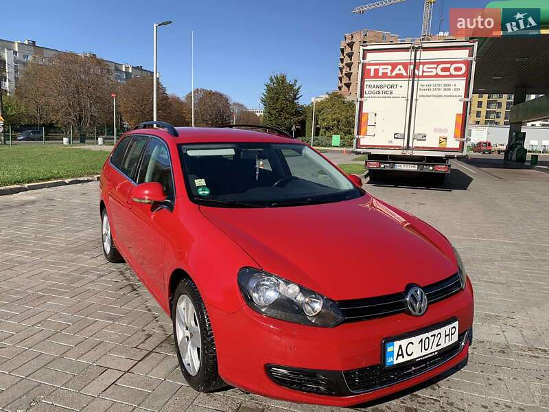 Універсал Volkswagen Golf 2010 в Батурині