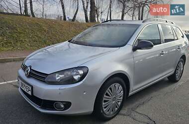 Универсал Volkswagen Golf 2012 в Киеве