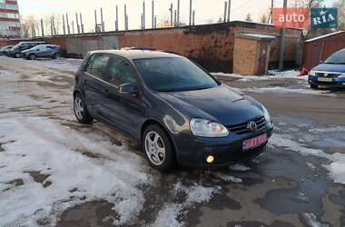 Хэтчбек Volkswagen Golf 2008 в Чернигове