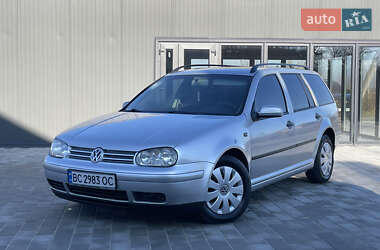 Универсал Volkswagen Golf 2001 в Жовкве