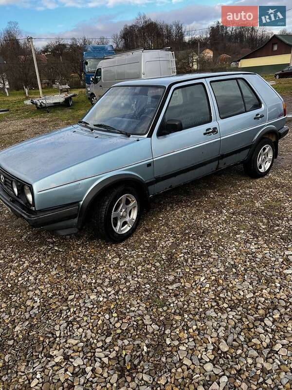 Хэтчбек Volkswagen Golf 1989 в Косове