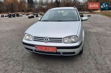 Універсал Volkswagen Golf 2002 в Полтаві