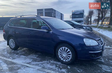 Універсал Volkswagen Golf 2009 в Вінниці