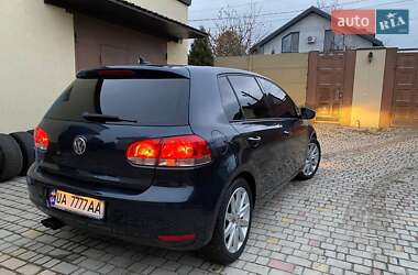 Хэтчбек Volkswagen Golf 2009 в Тернополе