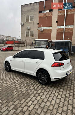 Хэтчбек Volkswagen Golf 2015 в Калуше