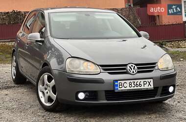 Хэтчбек Volkswagen Golf 2004 в Тернополе