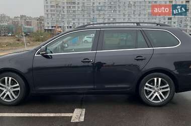 Универсал Volkswagen Golf 2009 в Киеве