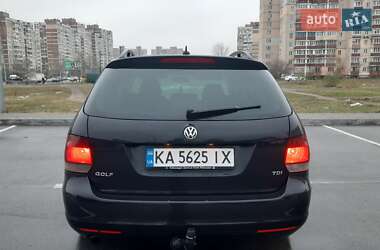 Универсал Volkswagen Golf 2009 в Киеве