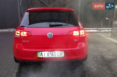 Хэтчбек Volkswagen Golf 2013 в 