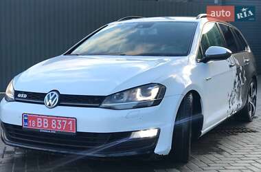 Універсал Volkswagen Golf 2015 в Сарнах