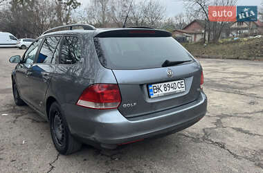 Универсал Volkswagen Golf 2008 в Ровно