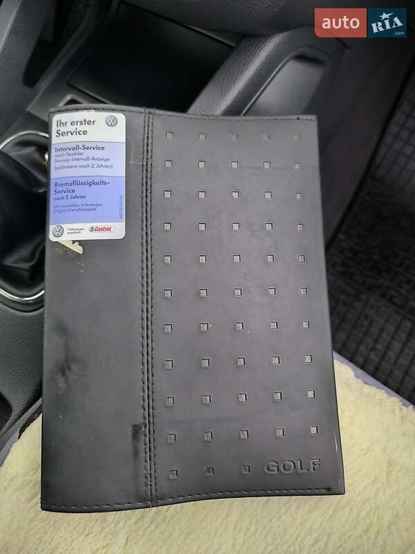 Хетчбек Volkswagen Golf 2003 в Тернополі