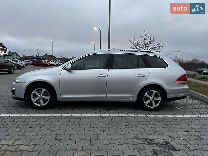 Універсал Volkswagen Golf 2009 в Львові