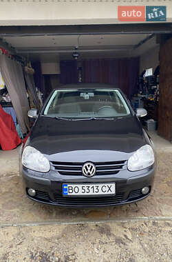 Хэтчбек Volkswagen Golf 2008 в Чорткове