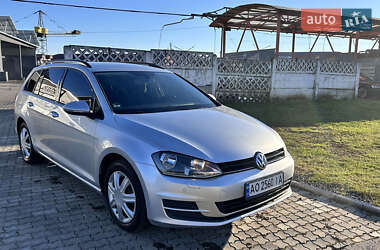 Універсал Volkswagen Golf 2015 в Мукачевому