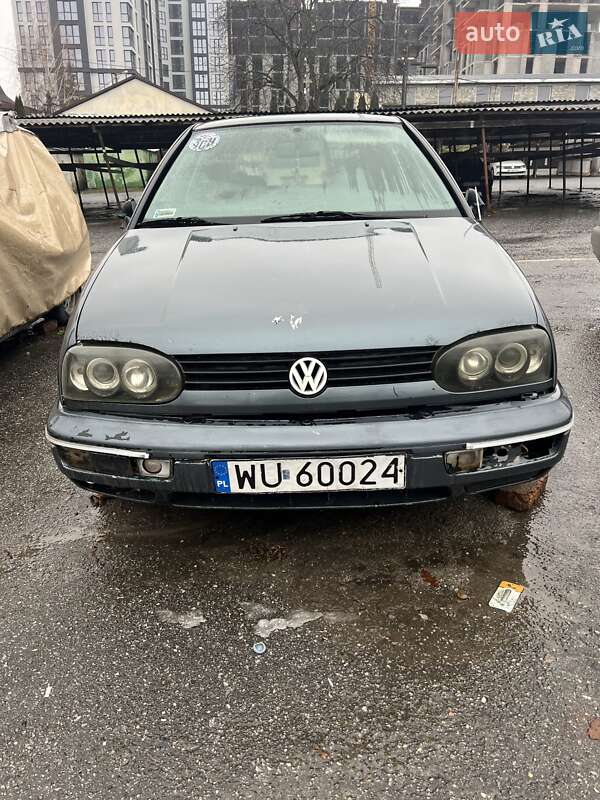 Хетчбек Volkswagen Golf 1994 в Кам'янець-Подільському