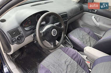 Хетчбек Volkswagen Golf 1998 в Хусті