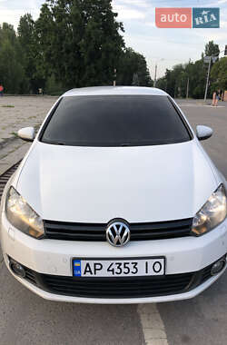 Хетчбек Volkswagen Golf 2010 в Запоріжжі