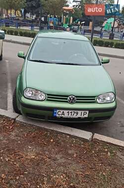 Хэтчбек Volkswagen Golf 1998 в Смеле