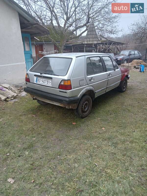 Хэтчбек Volkswagen Golf 1986 в Борщеве