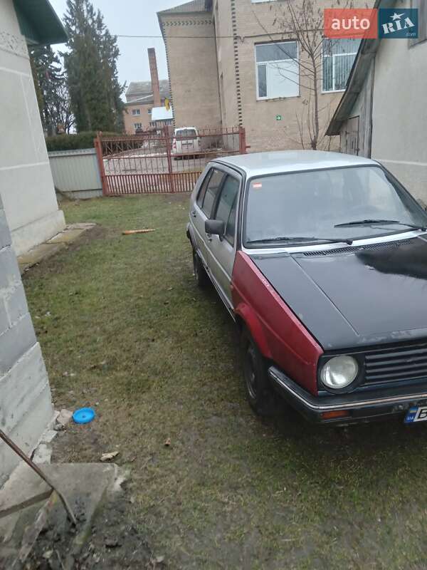 Хэтчбек Volkswagen Golf 1986 в Борщеве