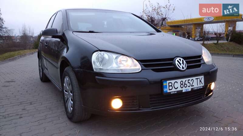 Хетчбек Volkswagen Golf 2009 в Бродах